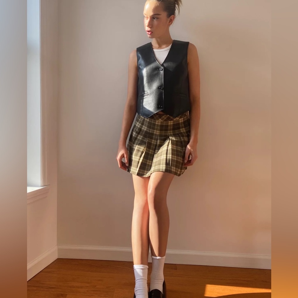 Aritzia Sunday Best Plaid Skirt
